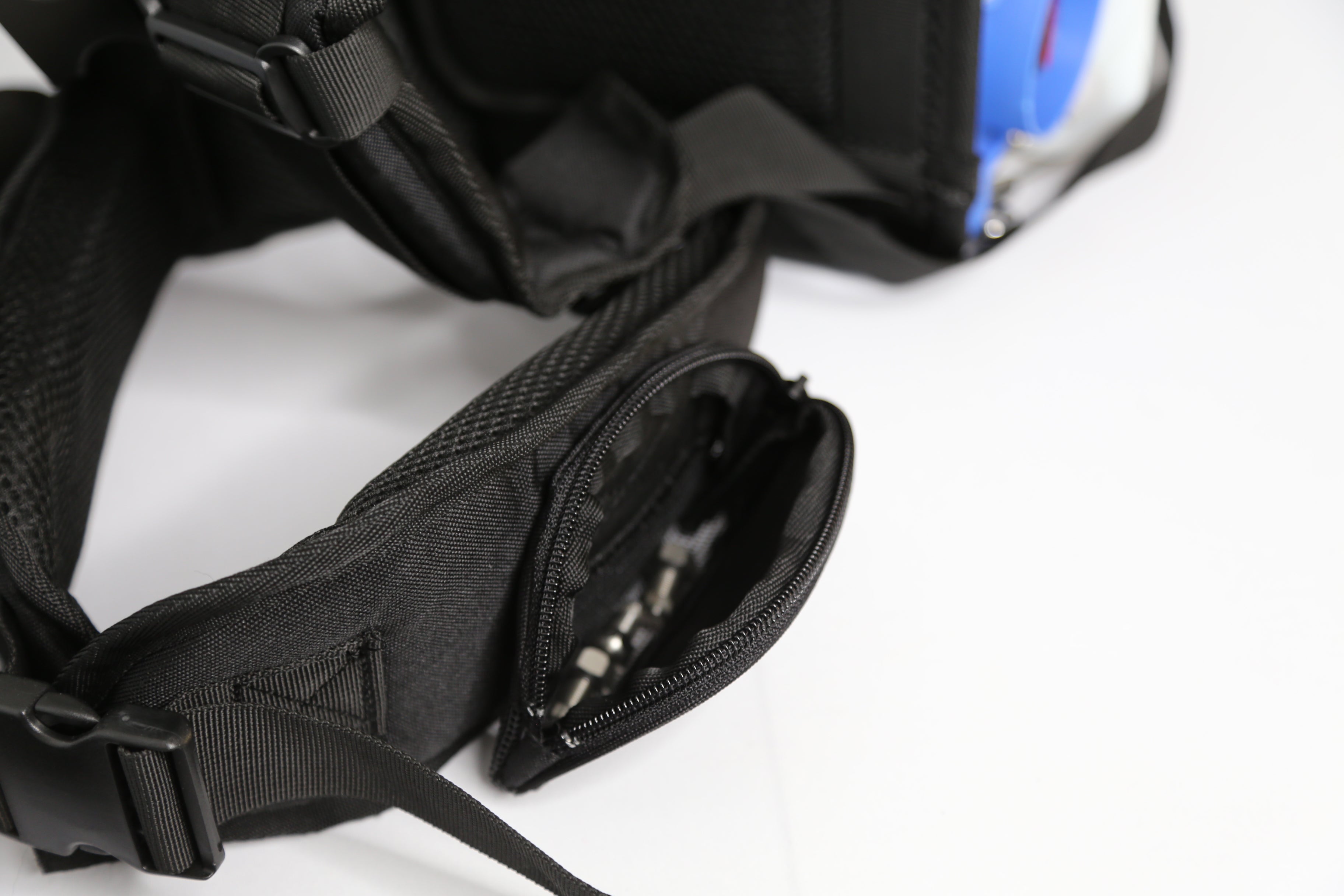 ComfortStraps™ with Small Accessory Pouch